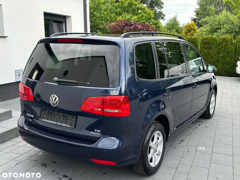 Volkswagen Touran - 5