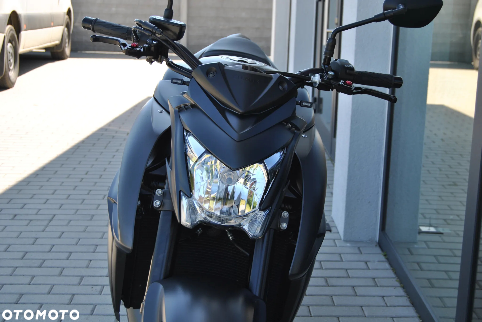Suzuki GSX - 39