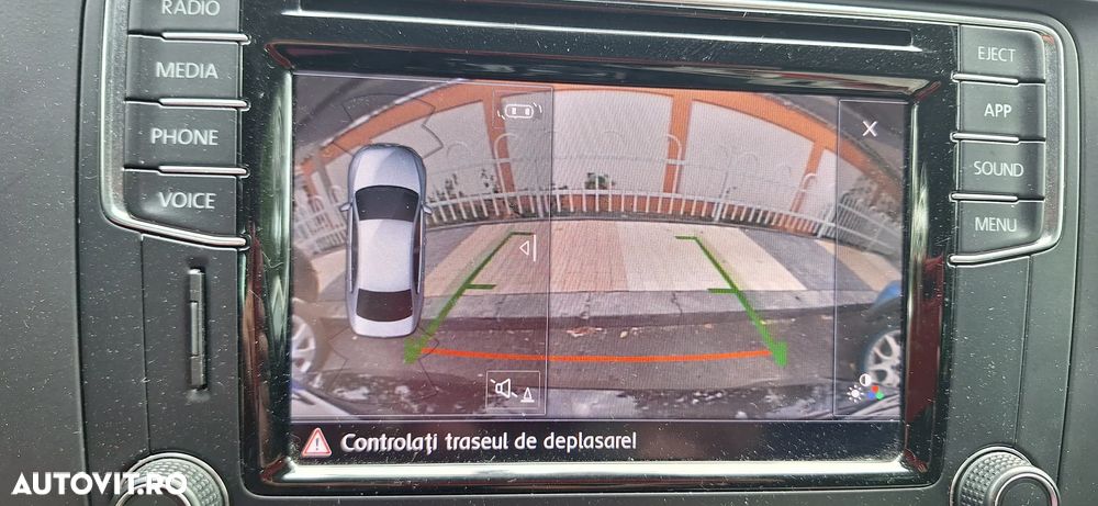 Volkswagen Jetta 1.2 TSI Comfortline - 10