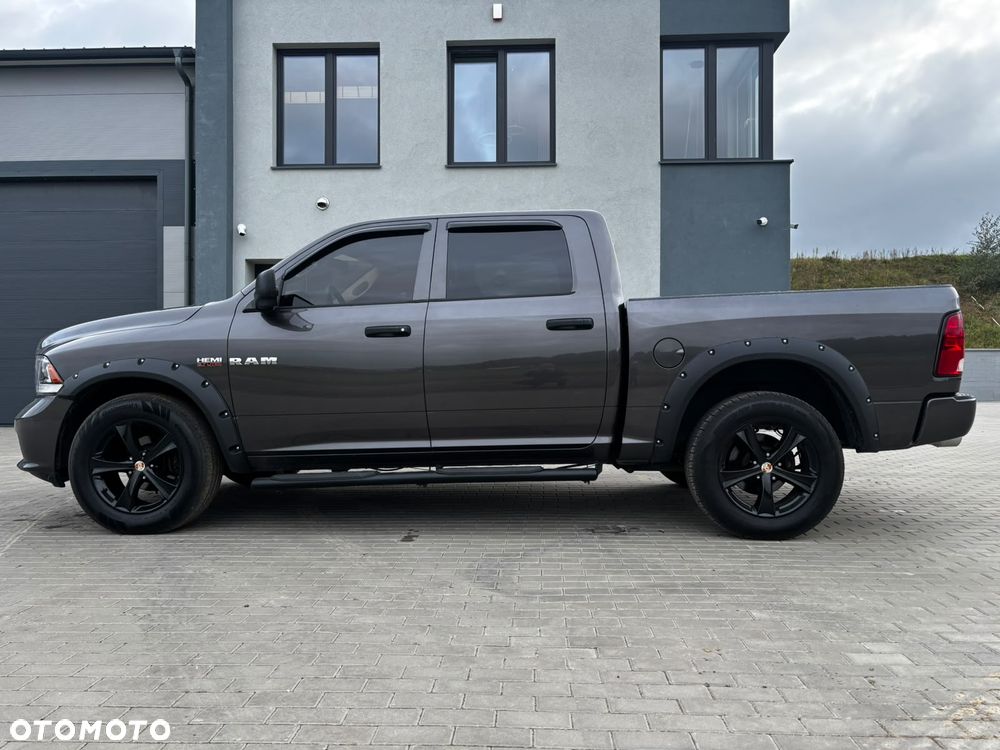 RAM 1500 - 12