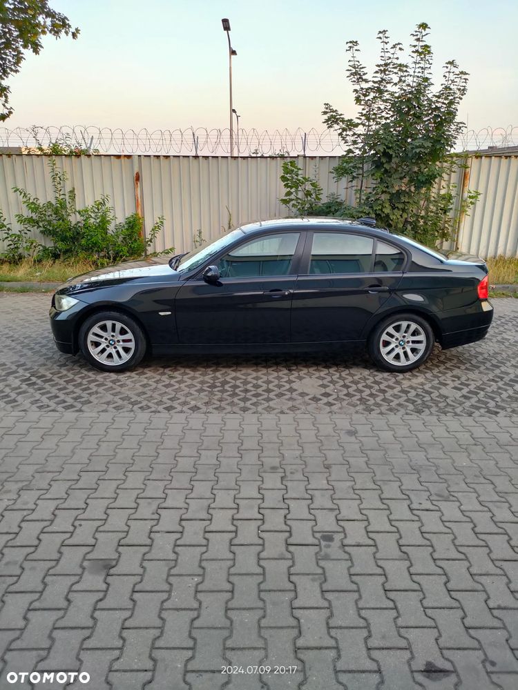 BMW Seria 3 - 16