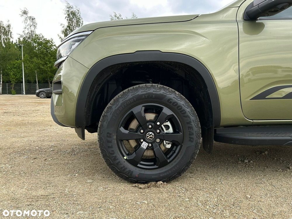 Volkswagen Amarok - 32