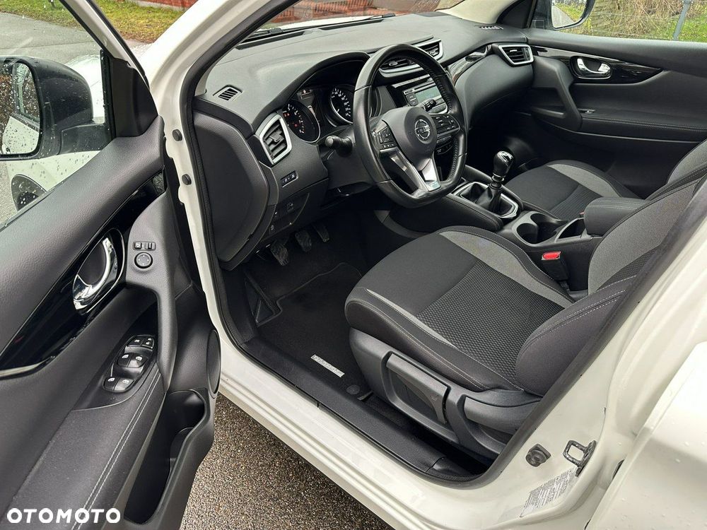 Nissan Qashqai - 5