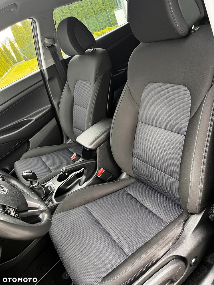 Hyundai Tucson 1.6 GDI BlueDrive Comfort 2WD - 12