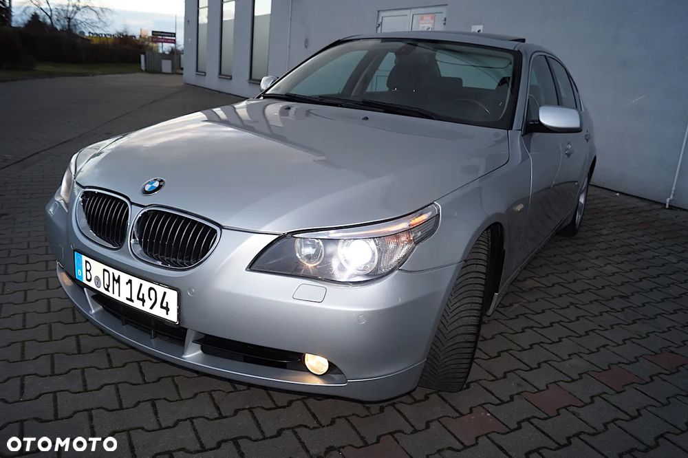 BMW Seria 5 525i - 4