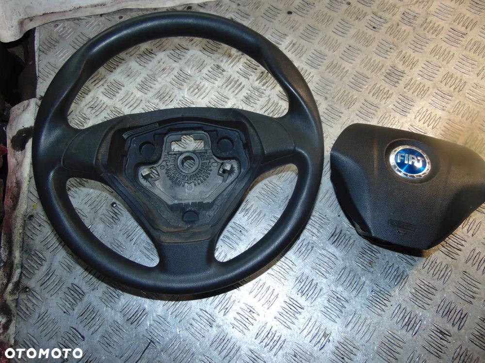 Kierownica Grande punto 7354102500 - 2