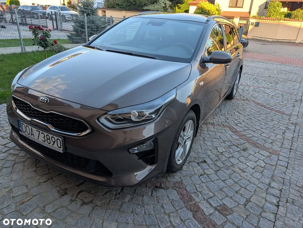 Kia Ceed - 14