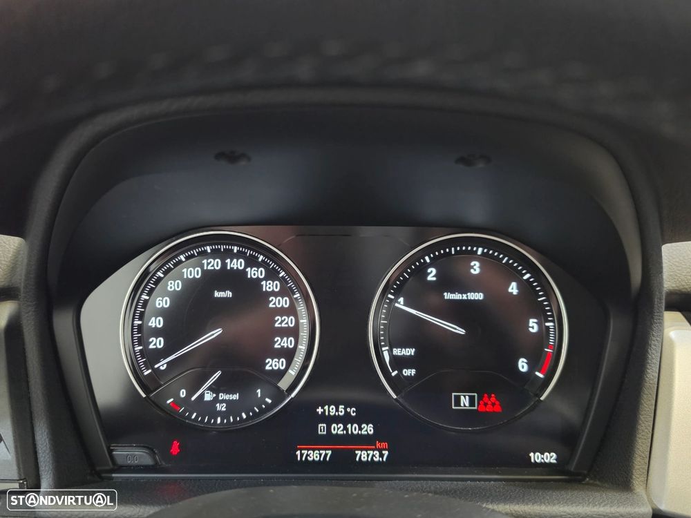 BMW 216 Gran Tourer d - 8