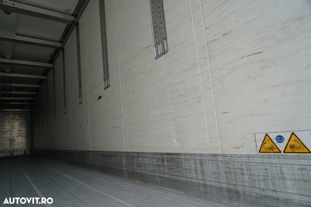 Schmitz Cargobull REFRIGERATED / CARRIER VECTOR 1550 / DOUBLE STOCK / 2 LIFTING AXLES / SAF - 17