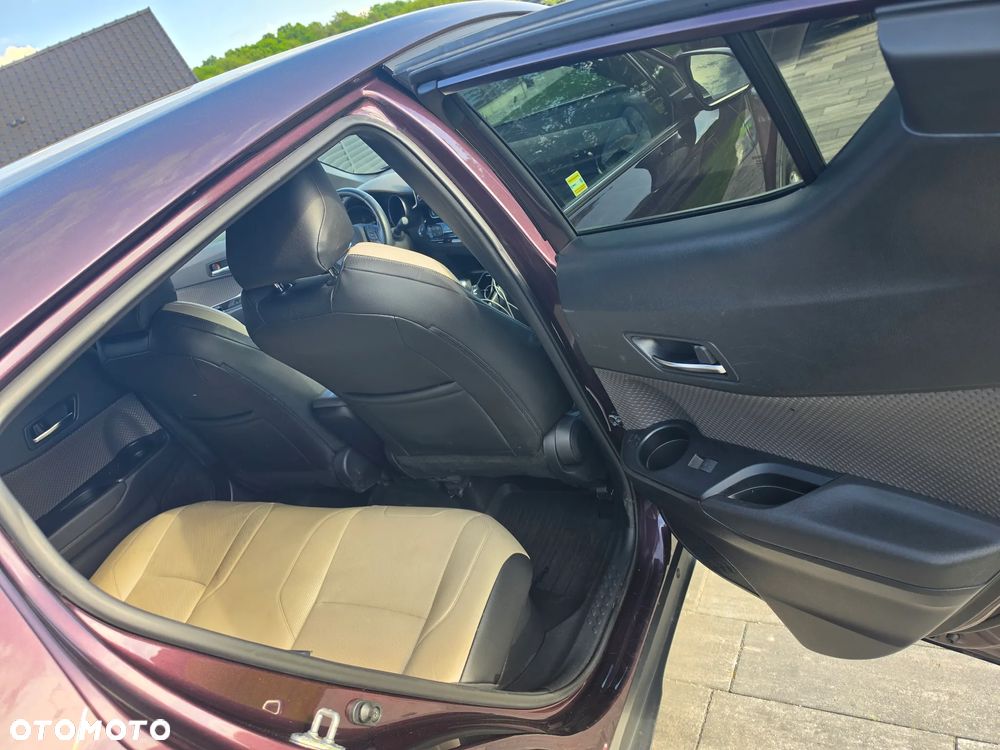 Toyota C-HR 2.0 Hybrid Dynamic Force Executive Premiere Edition - 11