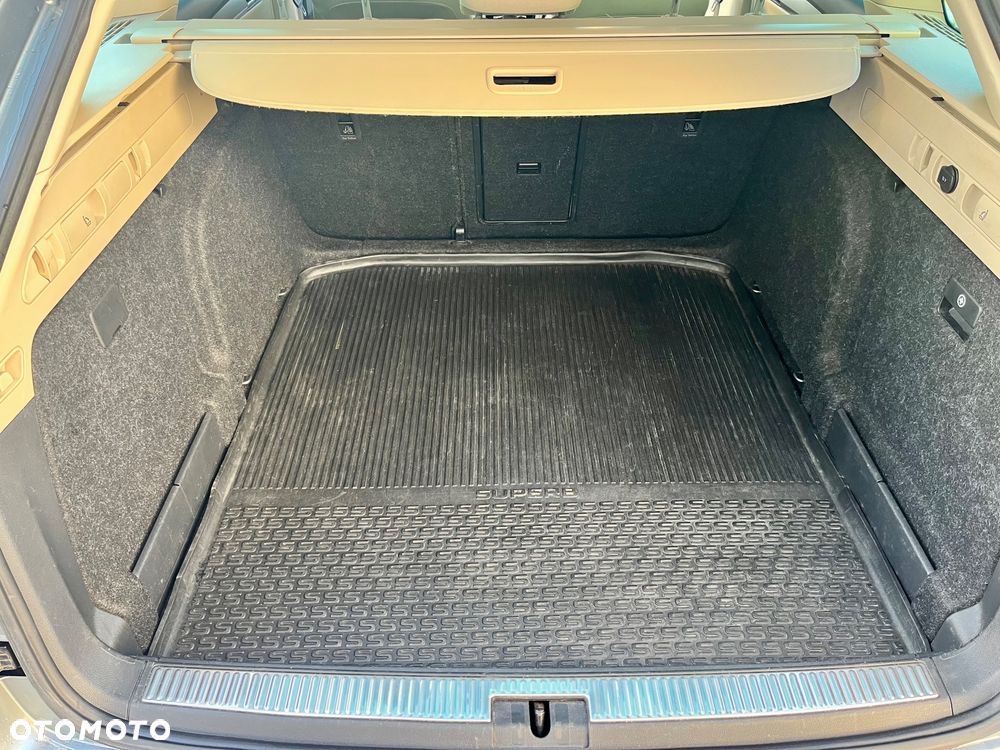 Skoda Superb 2.0 TDI Style - 20