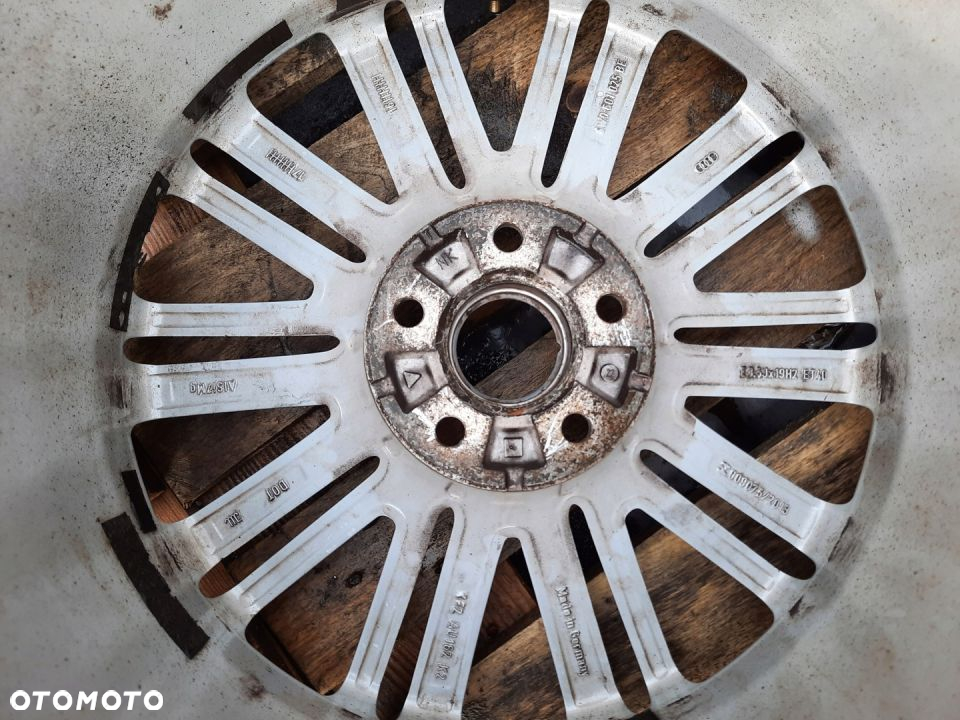 ORYG. AUDI A4 S4 S-LINE B9 8W0 19 8.5J 1808 - 2