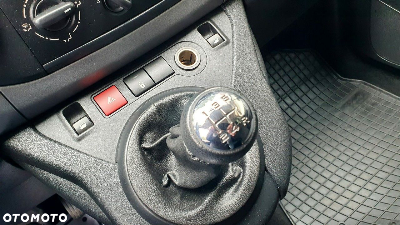 Peugeot Partner 1.6 BlueHDi Active - 33