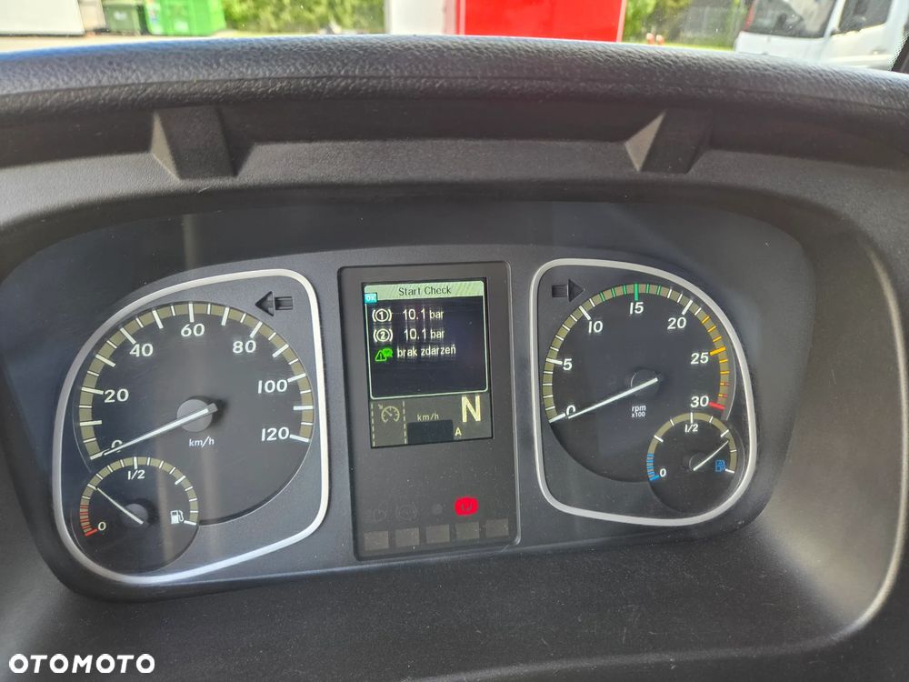 Mercedes-Benz Atego 1524 - 26