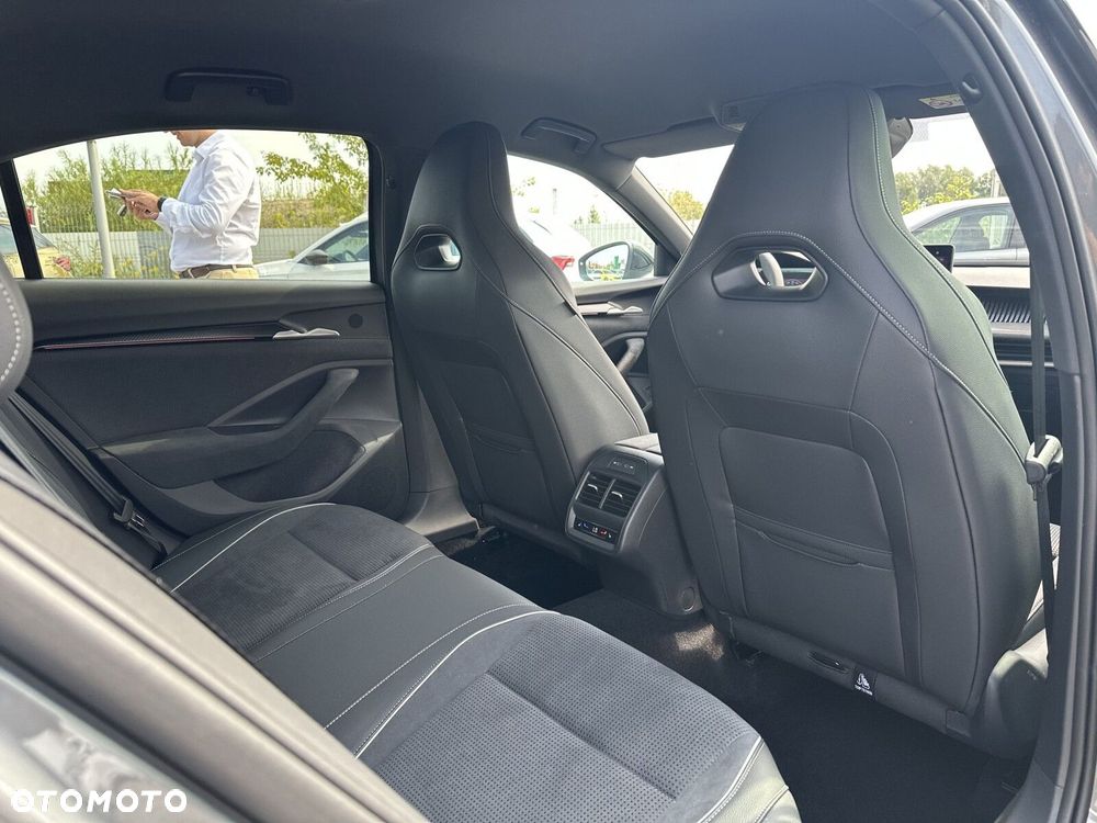 Skoda Superb 2.0 TDI SCR 4x4 Sportline DSG - 18