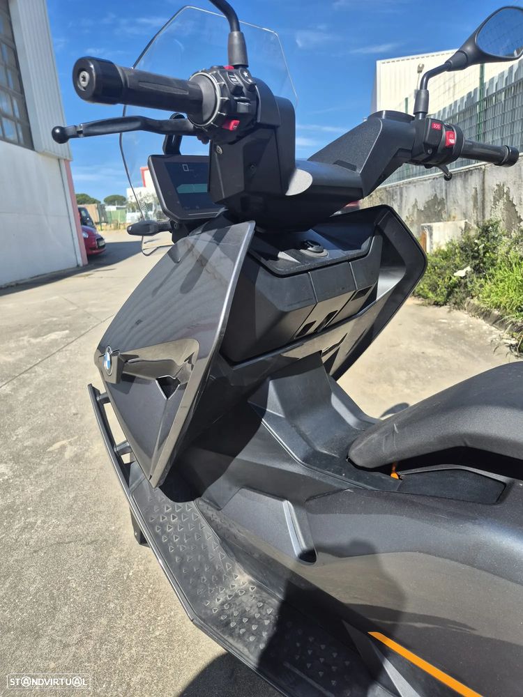 BMW CE 04 - 5