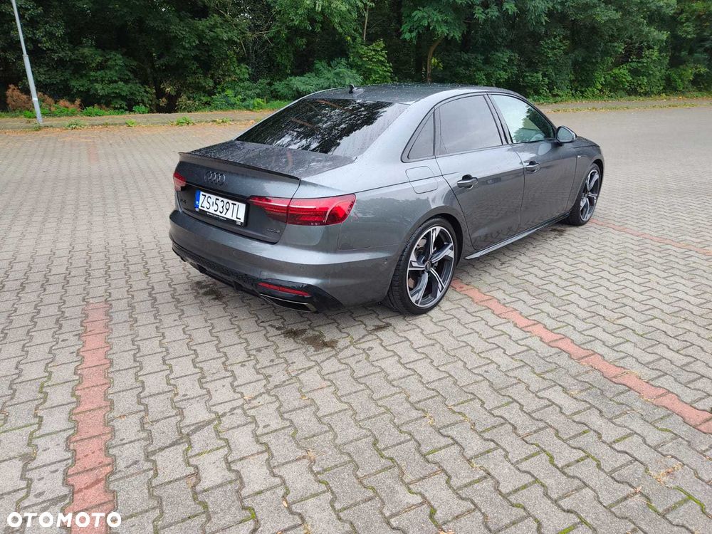 Audi A4 Limousine - 5