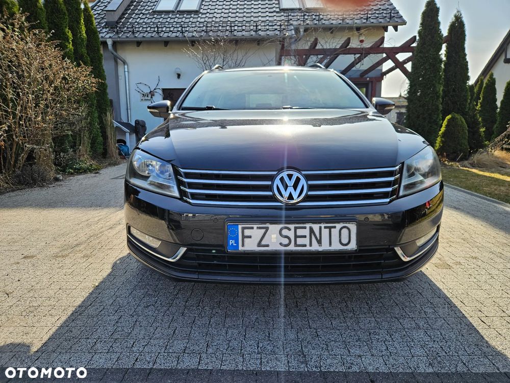 Volkswagen Passat Variant 2.0 TDI Comfortline DSG - 2