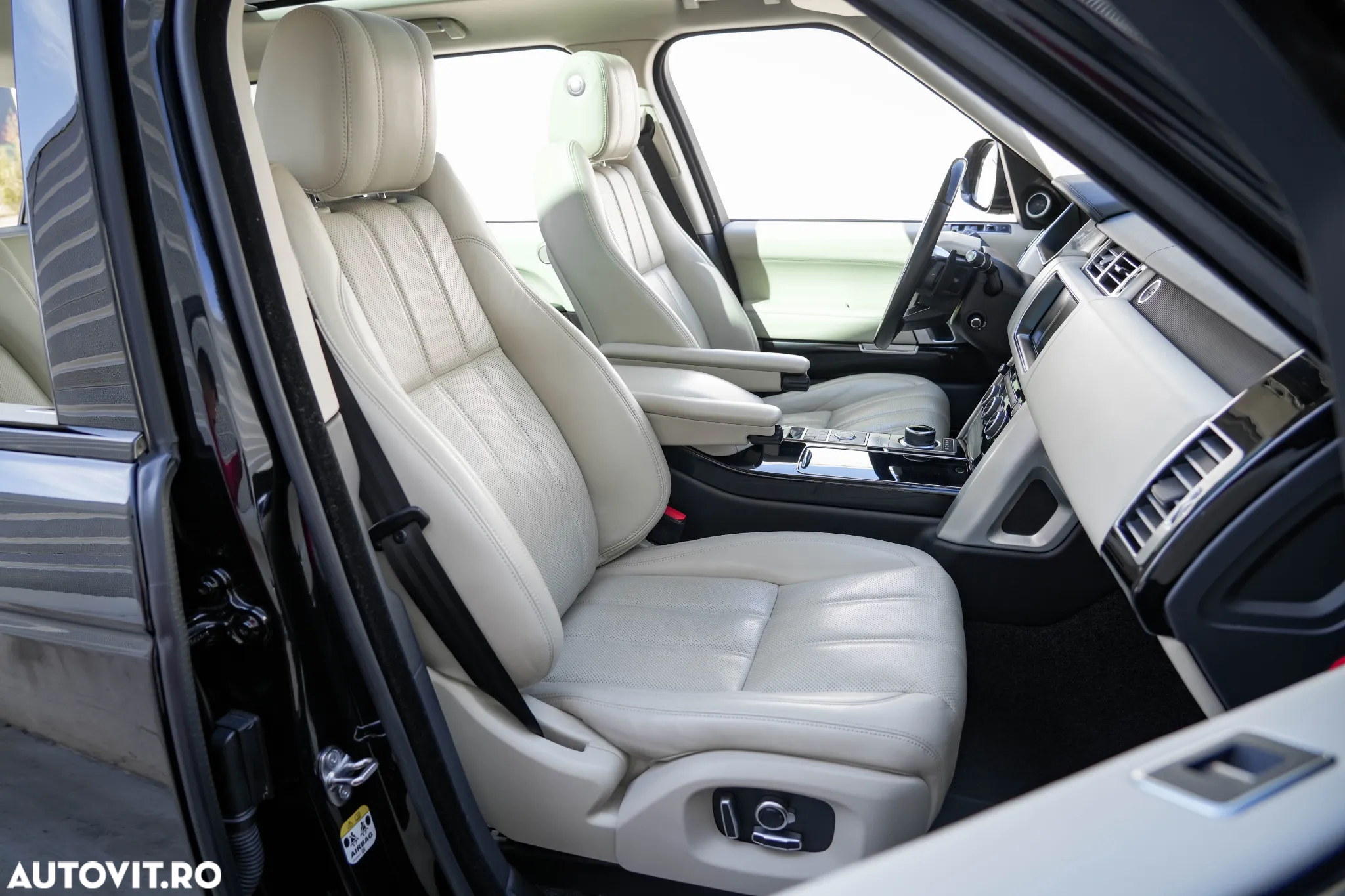 Land Rover Range Rover 4.4 I SDV8 Vogue - 9
