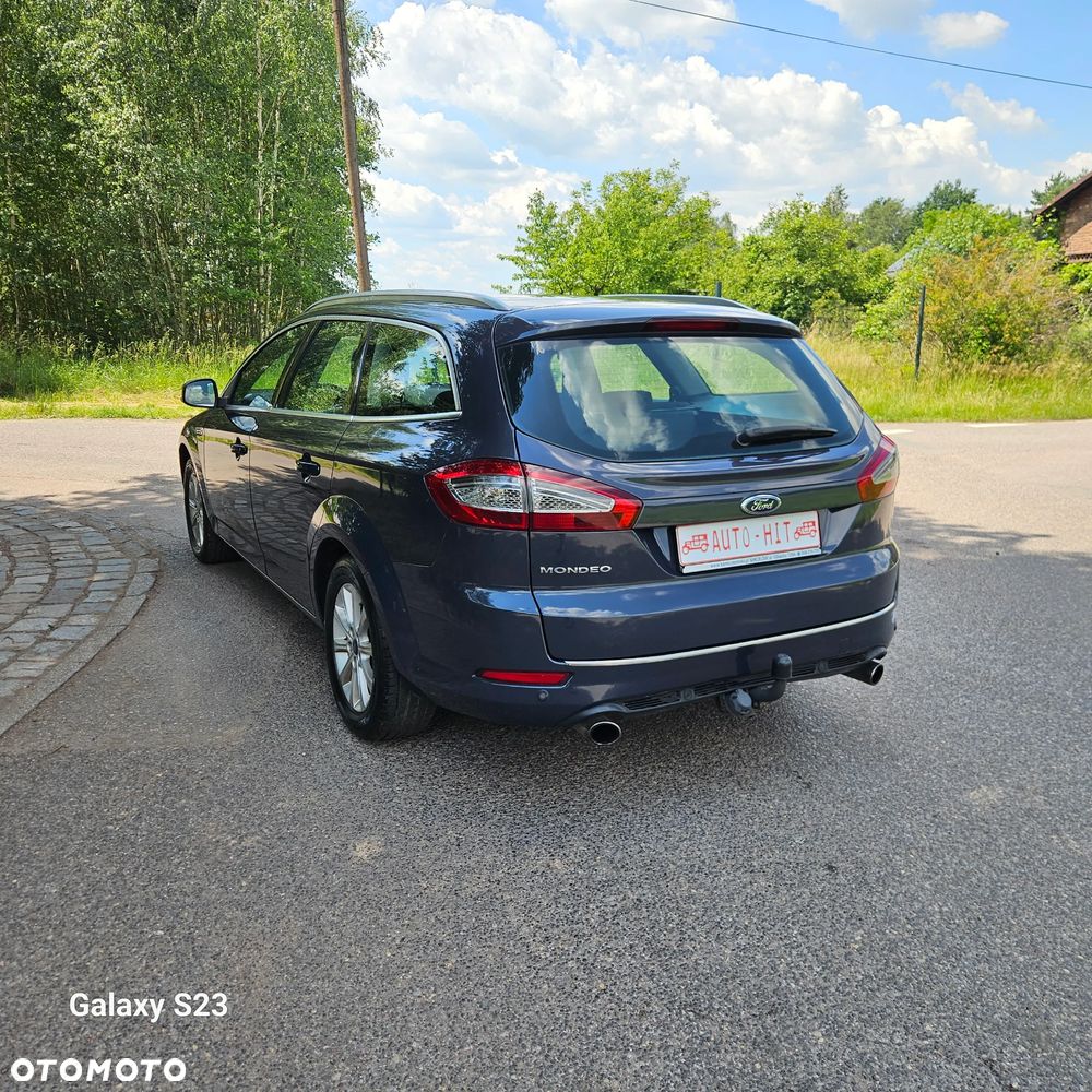 Ford Mondeo SW - 11