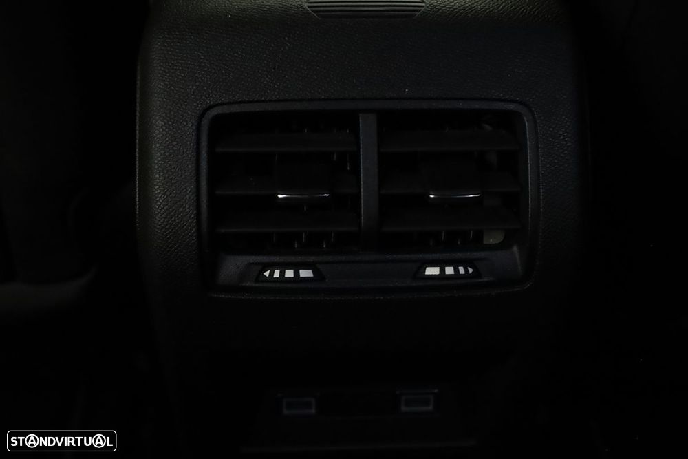 Peugeot 308 1.2 PureTech GT EAT8 - 22