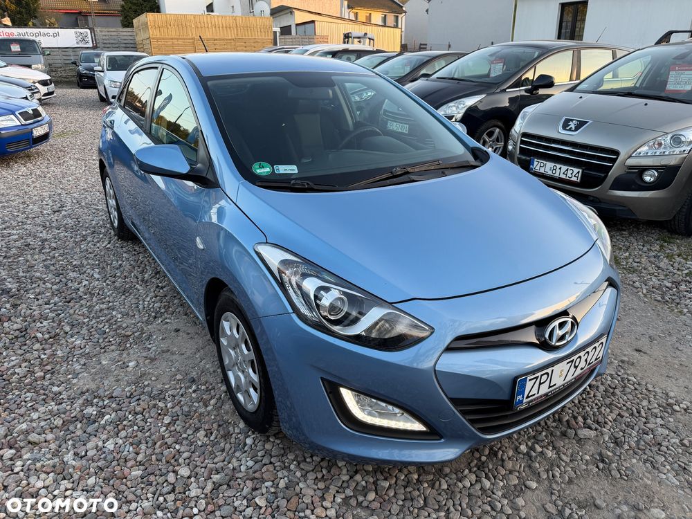 Hyundai i30 1.4 Classic + - 4