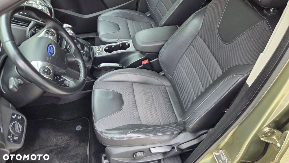Ford Kuga 2.0 TDCi 4x4 SYNC - 24