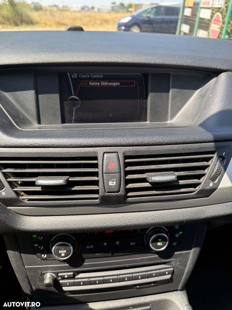 BMW X1 sDrive20d - 26