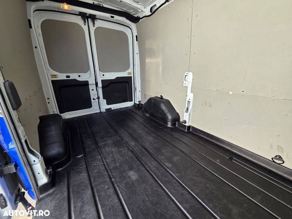 Ford New Transit L2H2 - 17