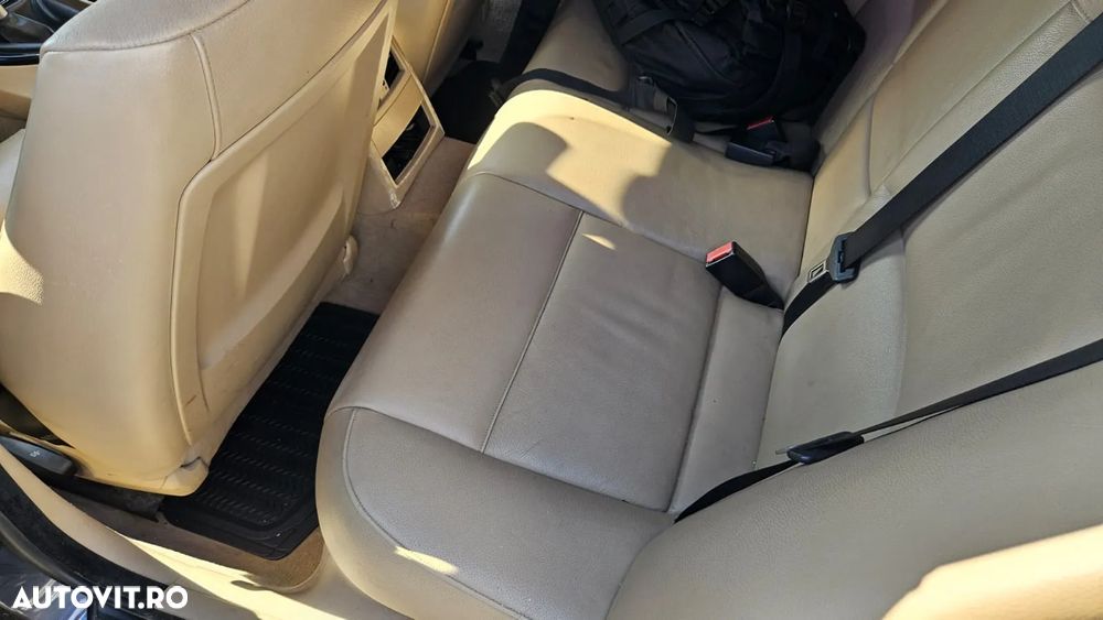 BMW Seria 3 320d - 9