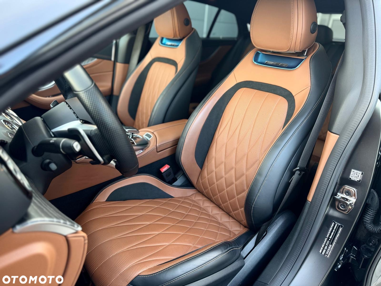 Mercedes-Benz AMG GT 43 4-Matic+ - 28