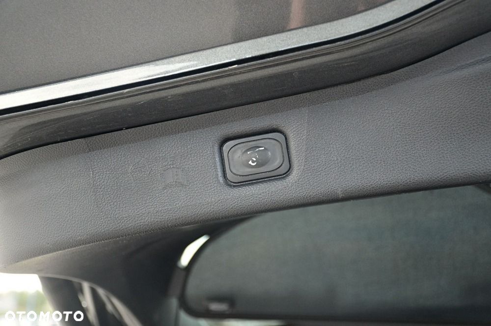 Ford S-Max - 25