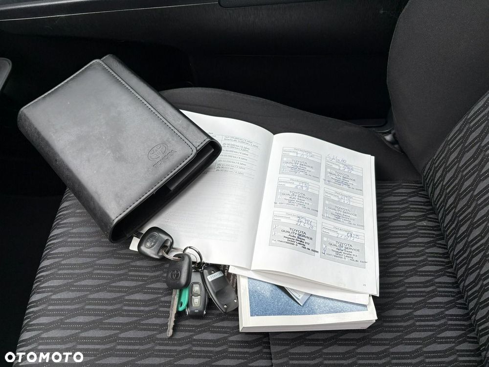 Toyota Yaris - 18