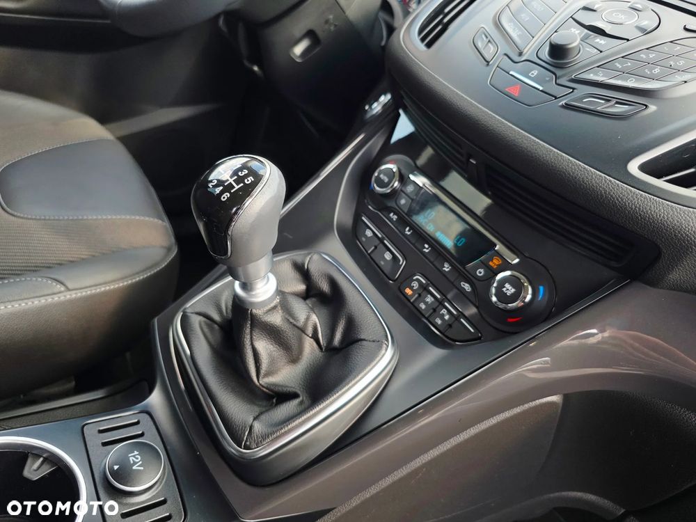 Ford Kuga 1.6 EcoBoost FWD Titanium ASS - 35