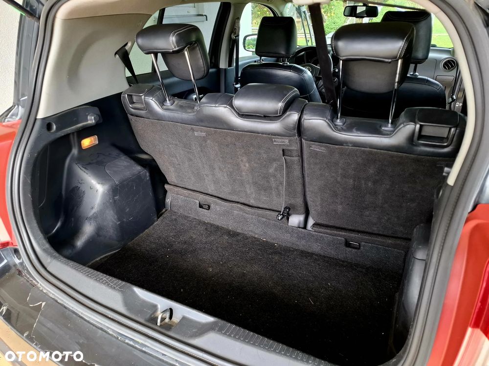 Toyota Urban Cruiser 1.4 D-4D 4x4 - 10
