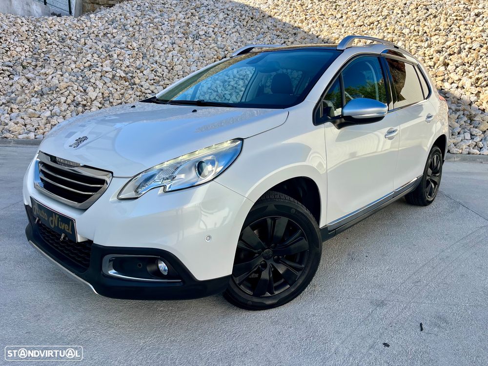Peugeot 2008 1.2 PureTech Style - 1