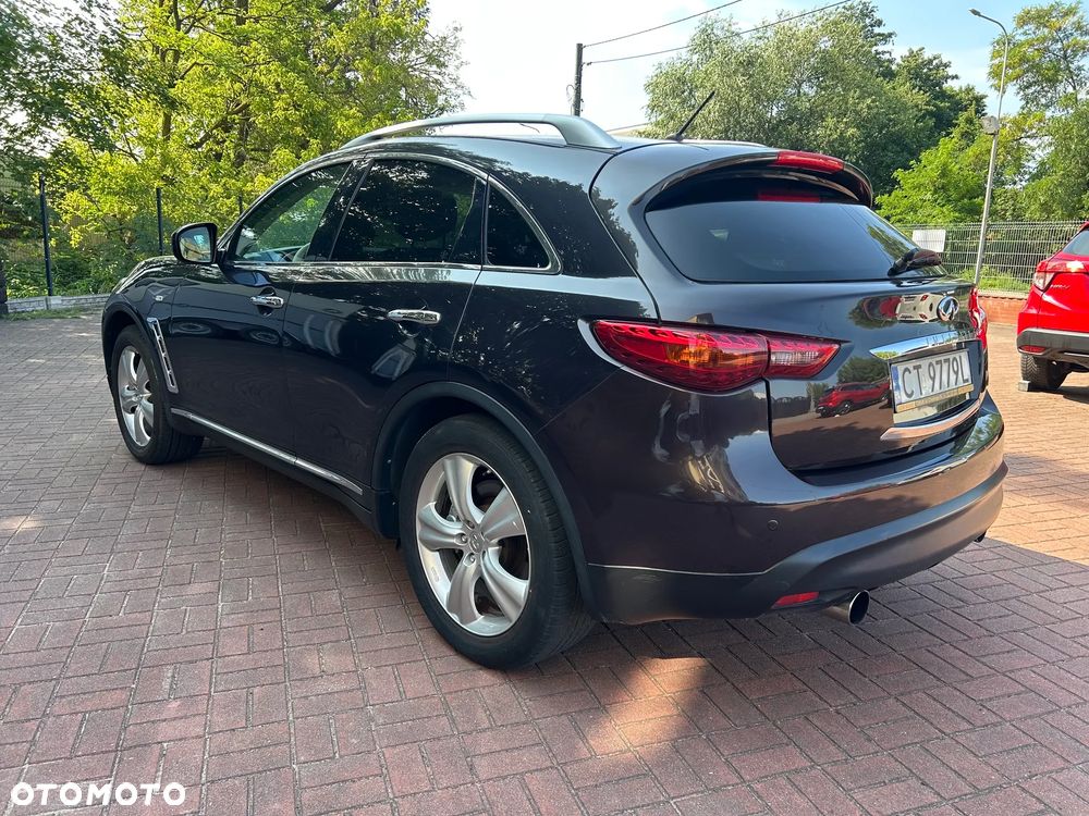 Infiniti FX FX30d GT Premium - 24