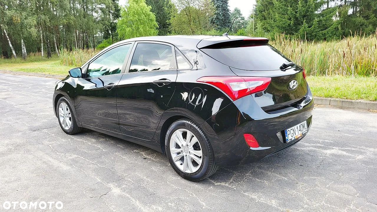 Hyundai i30 1.4 Intro Edition - 17