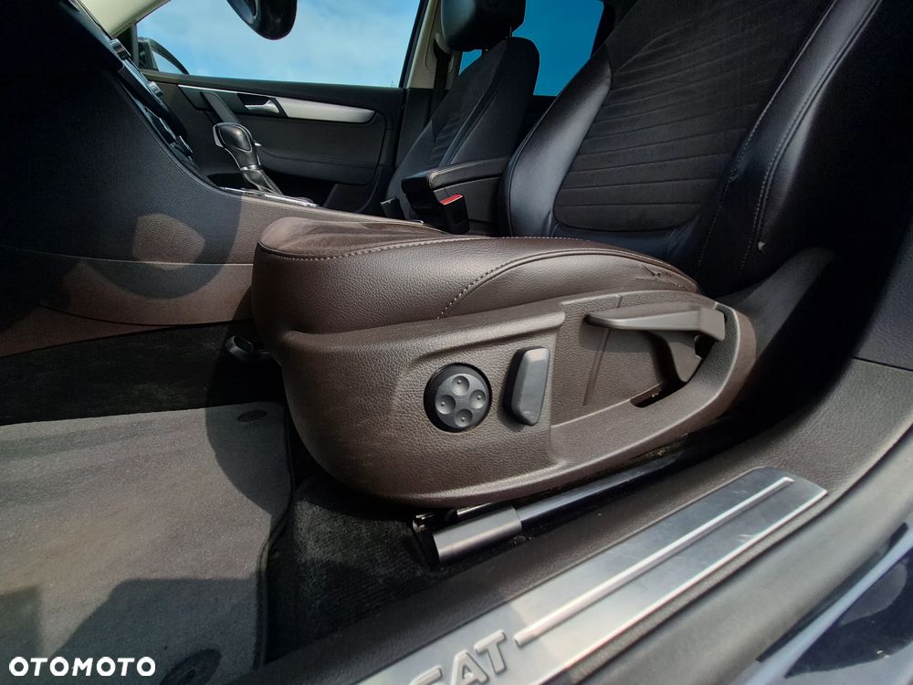 Volkswagen Passat - 16