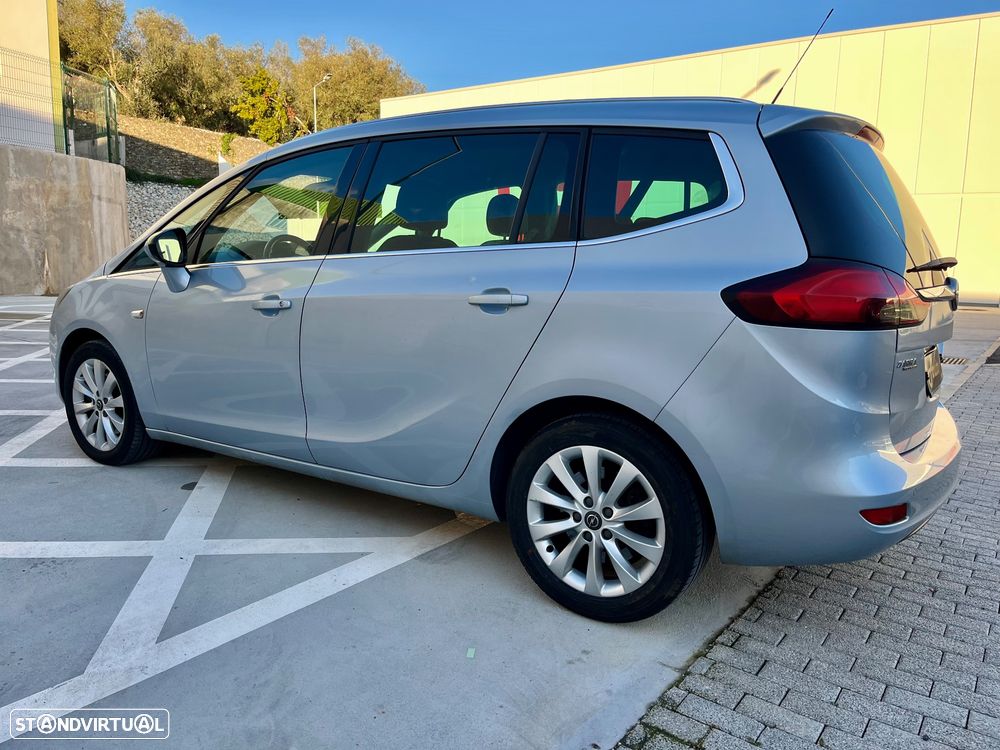 Opel Zafira 1.6 CDTi Executive - 19