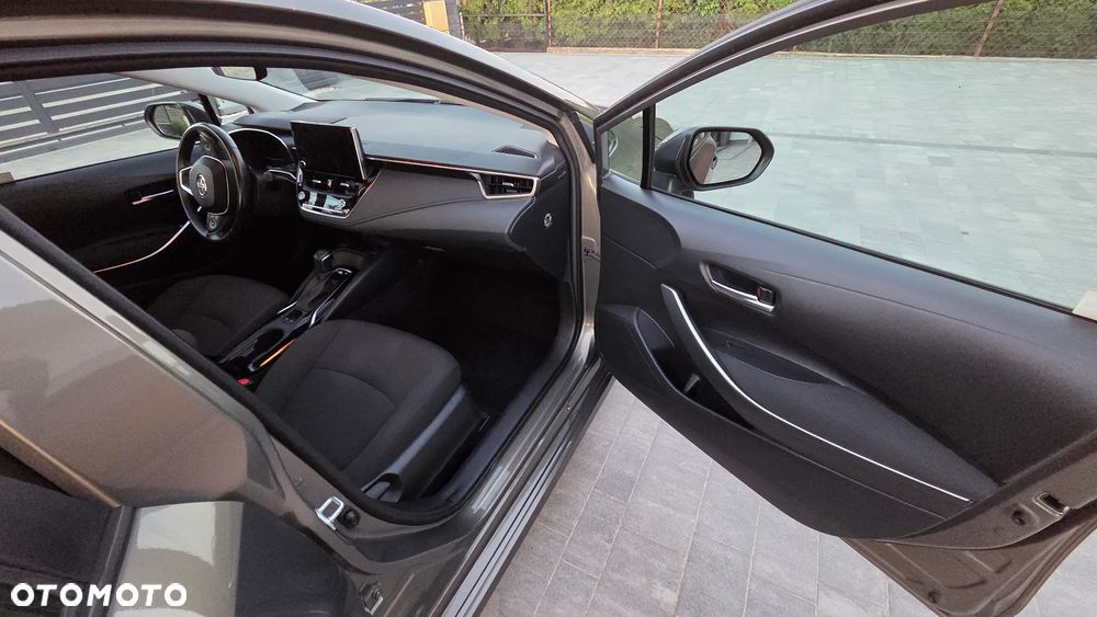 Toyota Corolla 1.8 Hybrid Comfort - 20