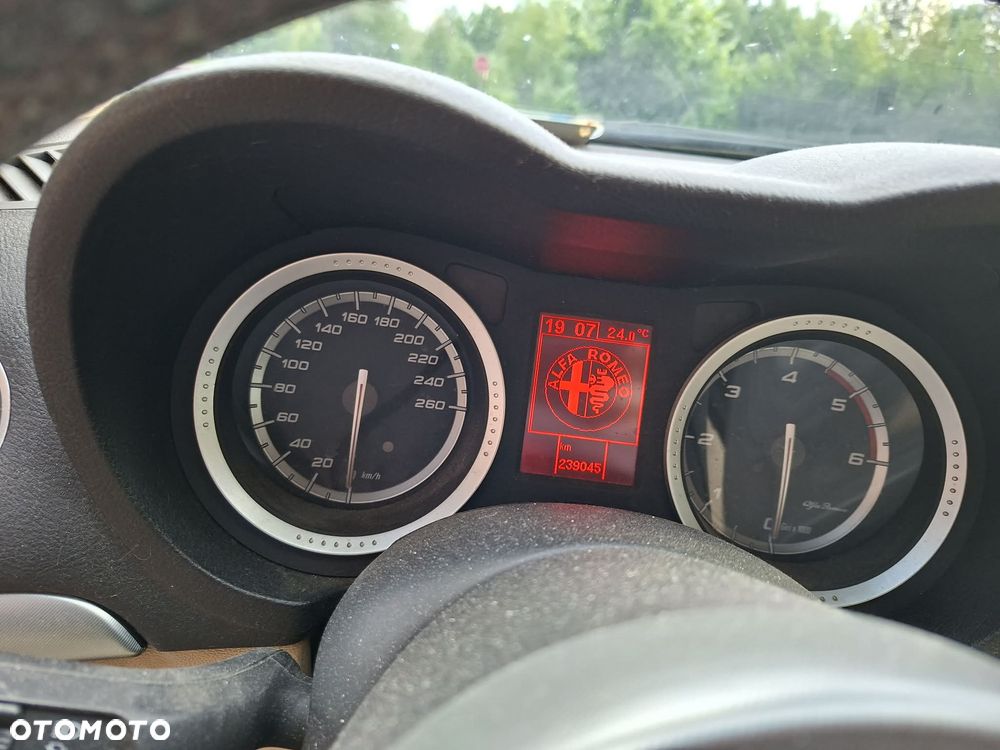 Alfa Romeo 159 1.9JTDM Q-Distinctive - 7