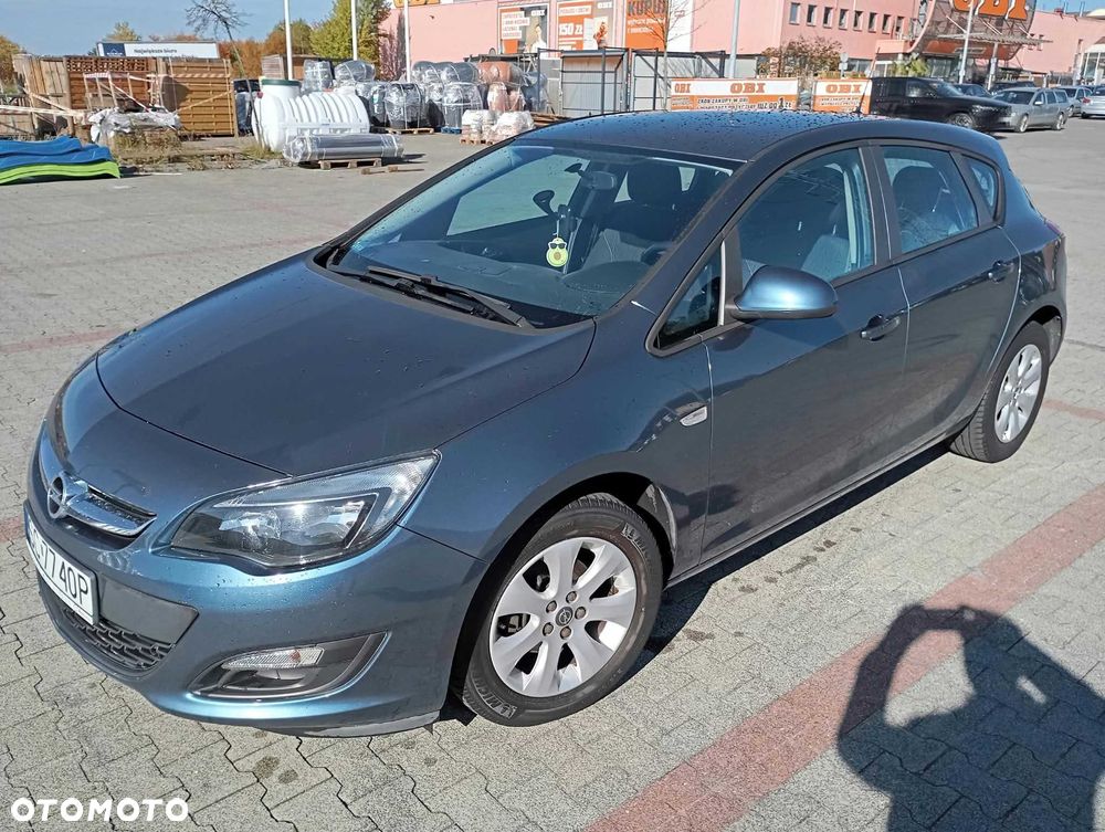 Opel Astra - 1
