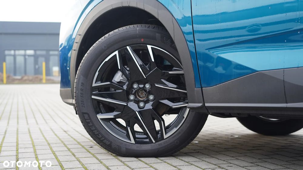 Peugeot 3008 1.2 PureTech mHEV Allure e-DCS6 - 5