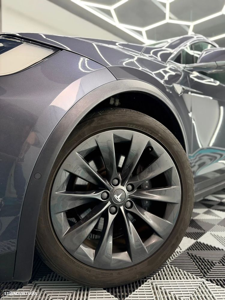 Tesla Model X 100D - 4