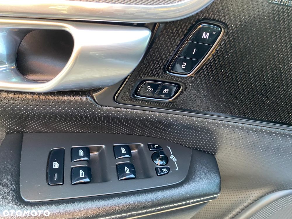 Volvo V90 T4 Geartronic R Design - 23