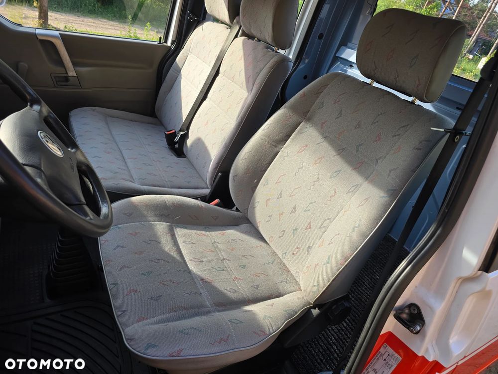 Volkswagen Transporter T4 - 11