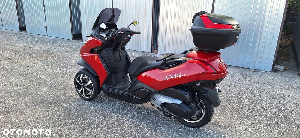 Peugeot Metropolis - 4