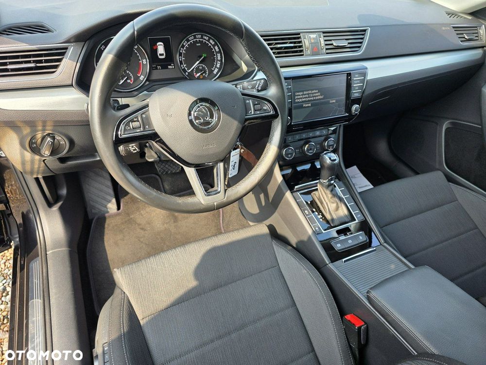 Skoda Superb 2.0 TDI SCR 4x4 Ambition DSG - 32
