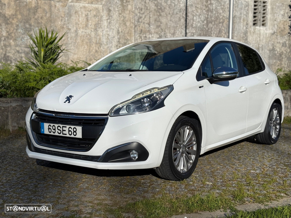 Peugeot 208 1.2 PureTech Style